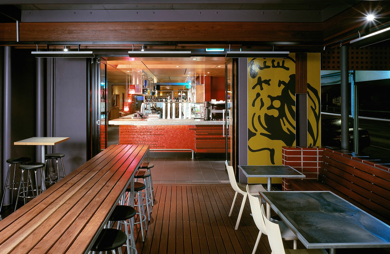 Red%20lion%20009